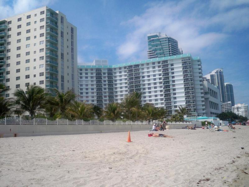 Apartamento En La Playa The Tides Apartment Hollywood Exterior photo